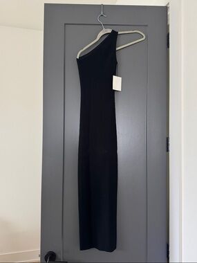 NWT Toteme One-Shoulder Ribbed Dress